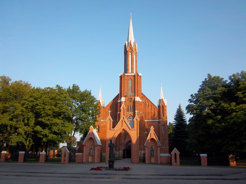 File:Kaišiadorių katedra.JPG