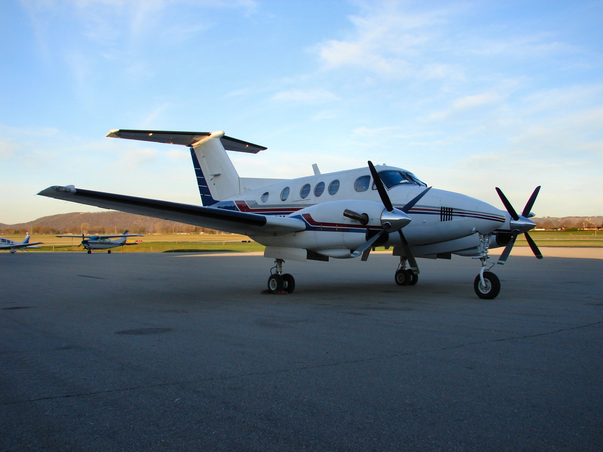 King Air (293119303).jpg