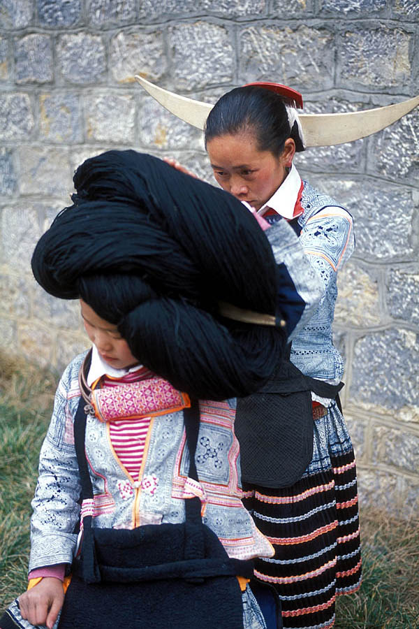 The Miao are a group of linguistically related peoples living in Southern China and Southeast Asia, who are recognized by the government of China as one of the 56 official ethnic groups. The Miao live primarily in southern China's mountains, in the provinces of Guizhou, Yunnan, Sichuan, Hubei, Hunan, Guangxi, Guangdong, and Hainan. Some sub-groups of the Miao, most notably the Hmong people, have migrated out of China into Southeast Asia (Myanmar, Northern Vietnam, Laos, and Thailand). Following the communist takeover of Laos in 1975, a large group of Hmong refugees resettled in several Western nations, mainly in the United States, France, and Australia.
Miao is a Chinese term, while the component groups of people have their own autonyms, such as (with some variant spellings) Hmong, Hmu, Xong (Qo-Xiong), and A-Hmao. These people (except those in Hainan) speak Hmongic languages, a subfamily of the Hmong–Mien languages including many mutually unintelligible languages such as the Hmong, Hmub, Xong and A-Hmao.Not all speakers of the Hmongic languages belong to the Miao. For example, the speakers of the Bunu and Bahengic languages are designated as the Yao, and the speakers of the Sheic languages are designated as the She and the Yao.
The Kem Di Mun people in Hainan, despite being officially designated as Miao people, are linguistically and culturally identical to the Kim Mun people in continental China who are classified as a subgroup of the Yao.