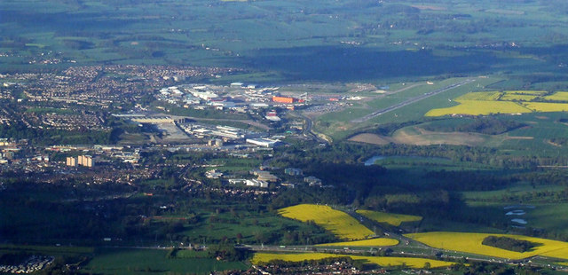 File:Luton Airport from the air (geograph 2962688).jpg