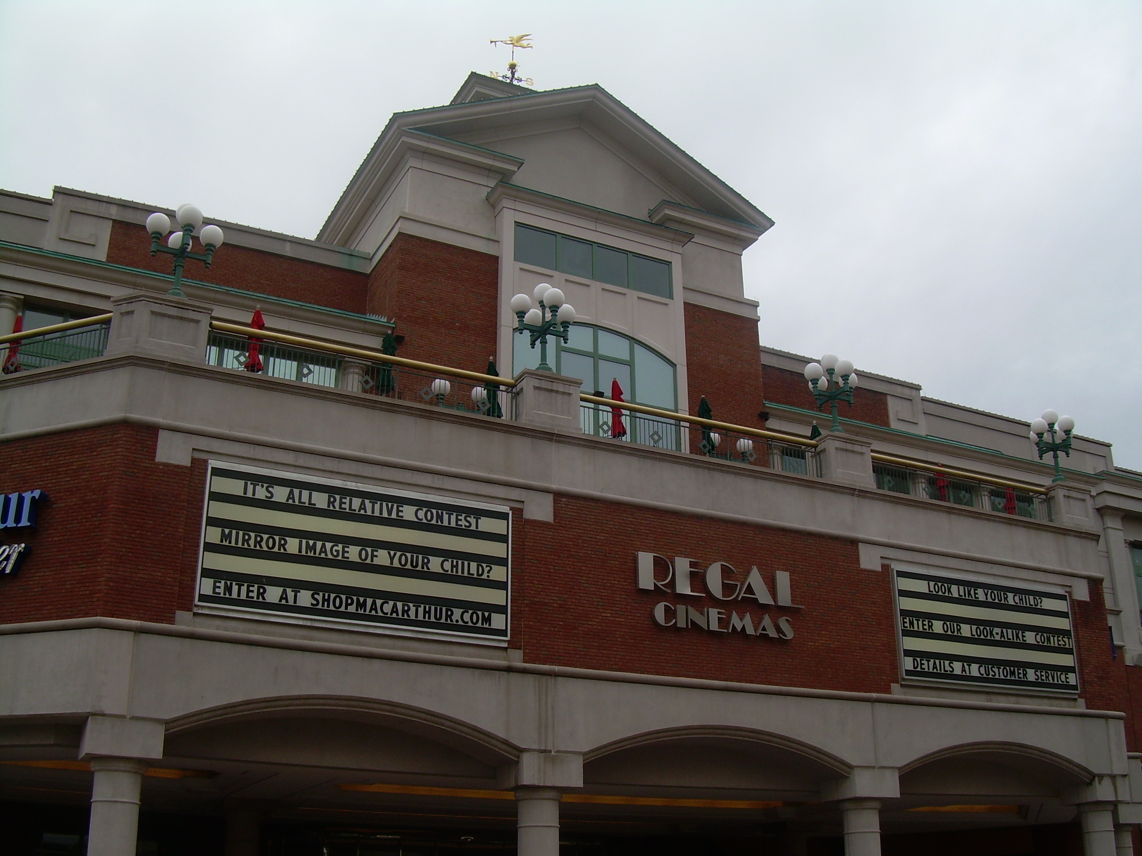 hollister macarthur mall