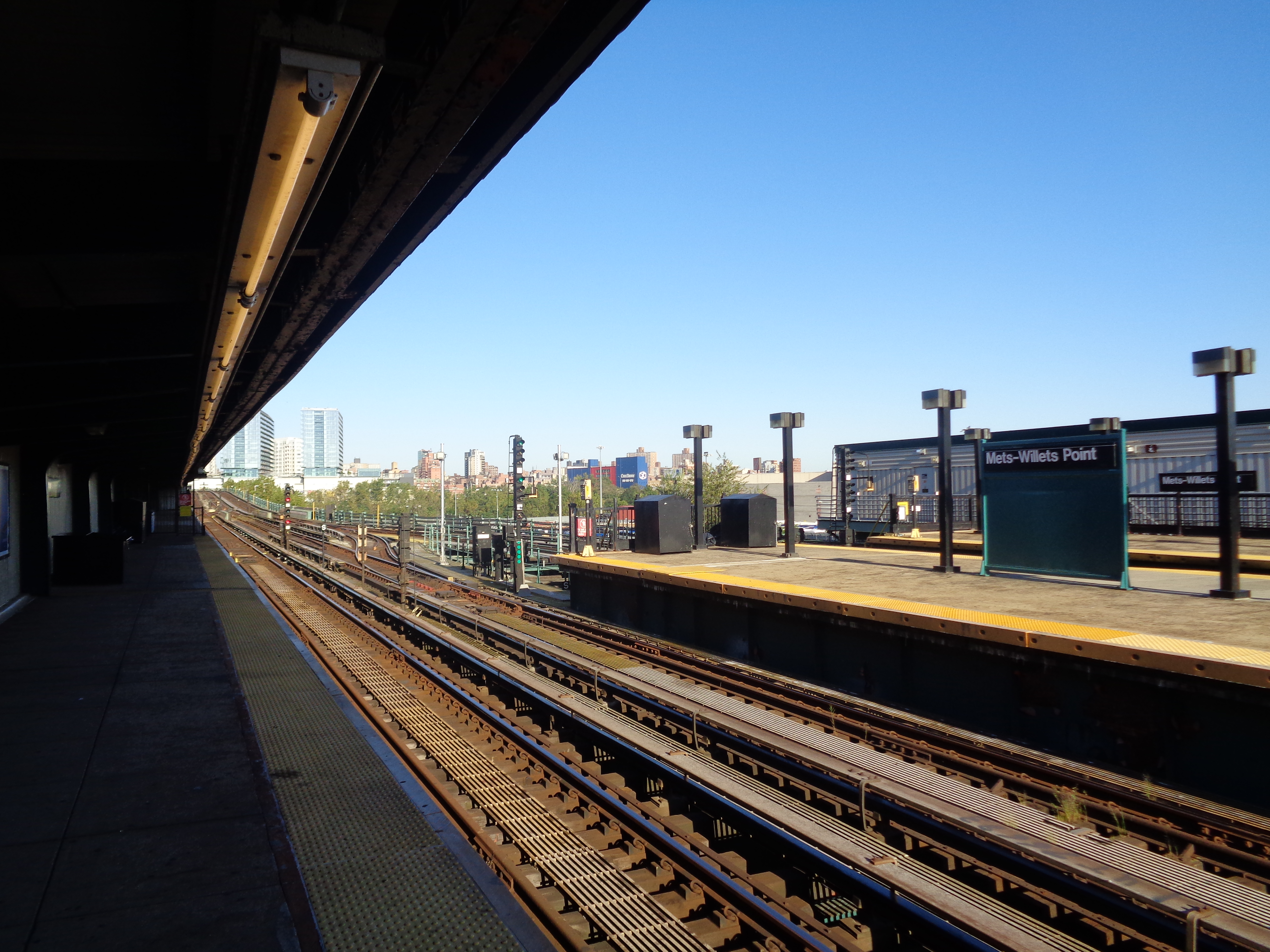 Let's go Mets-Willets Point! LIRR bringing 24/7 service to station