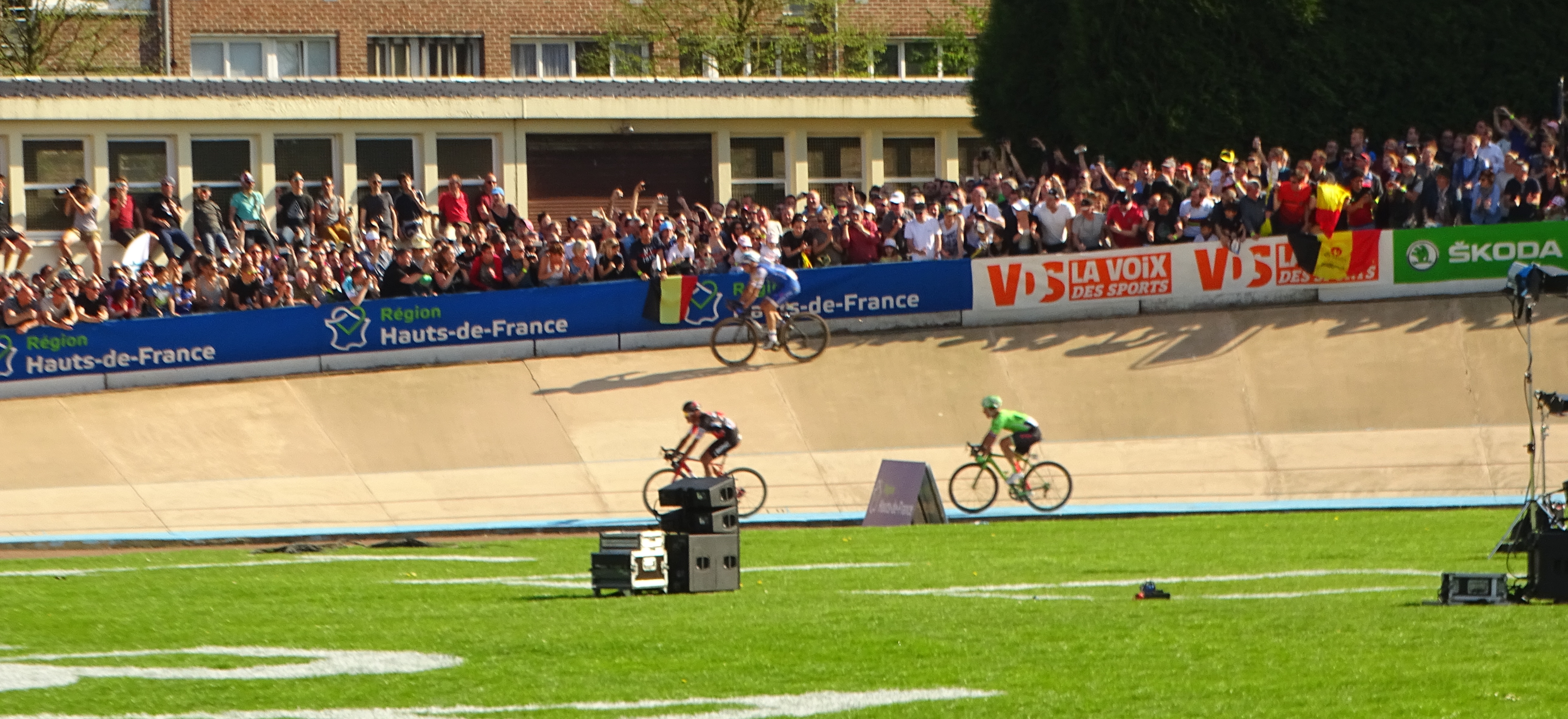 Roubaix_-_Paris-Roubaix_juniors_%26_Pari