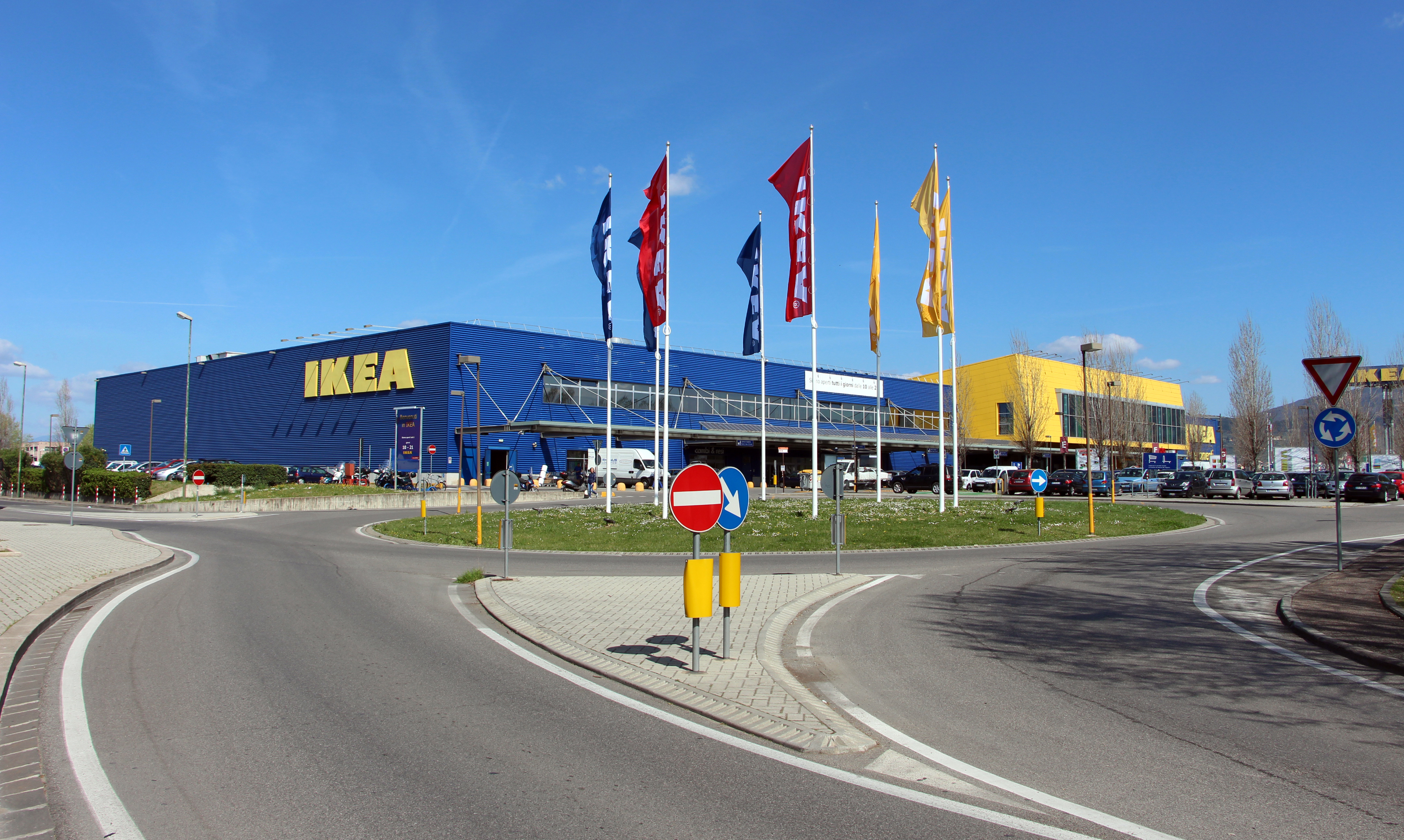 Ikea abre en Santiago un punto de diseño y planificación