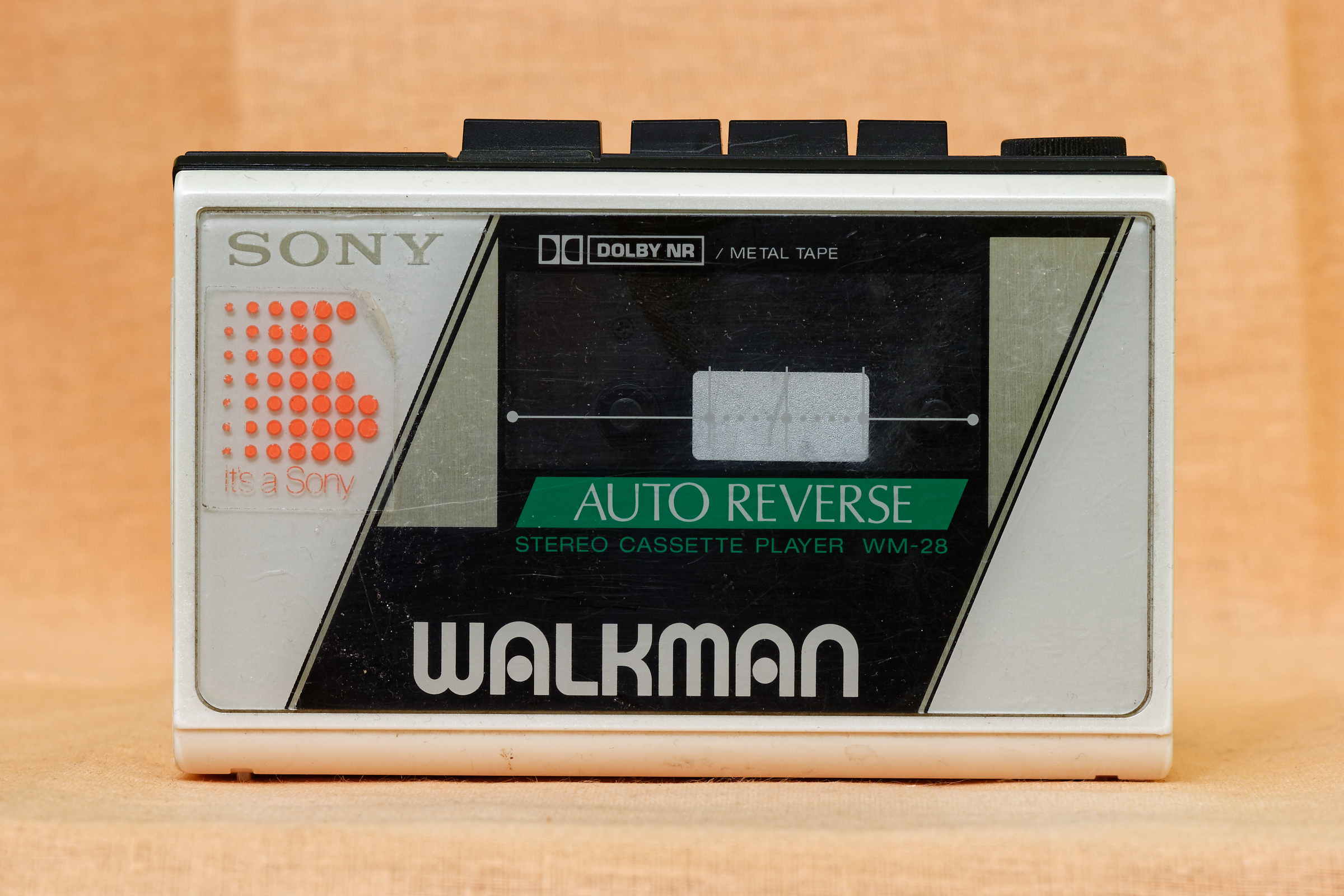 File:Sony Walkman WM-28 (1).jpg - Wikipedia