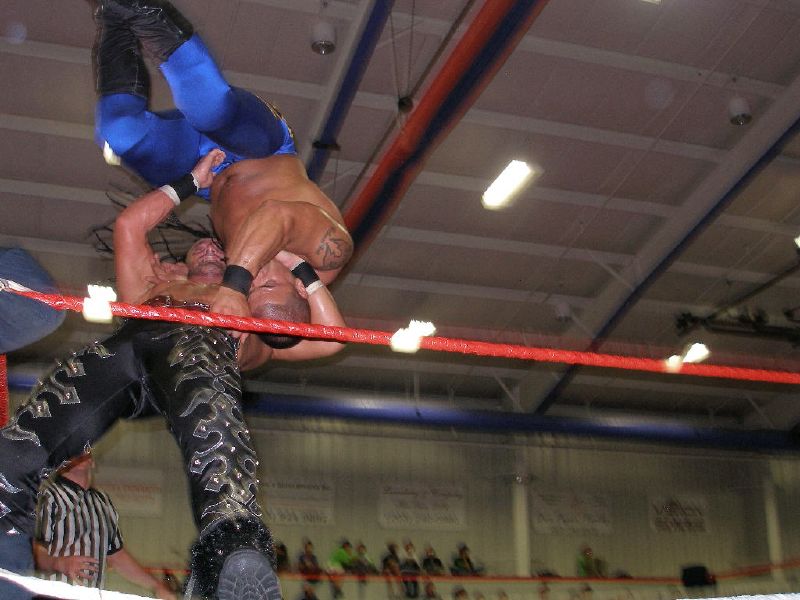 File:Suplexmercury.jpg