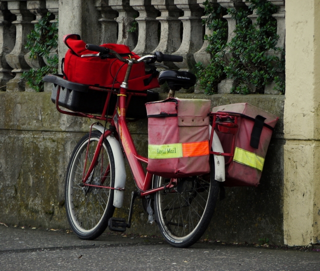 File:The Postman's bike - geograph.org.uk - 1565397.jpg