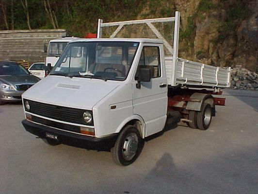 File:1978 Iveco Daily.JPG