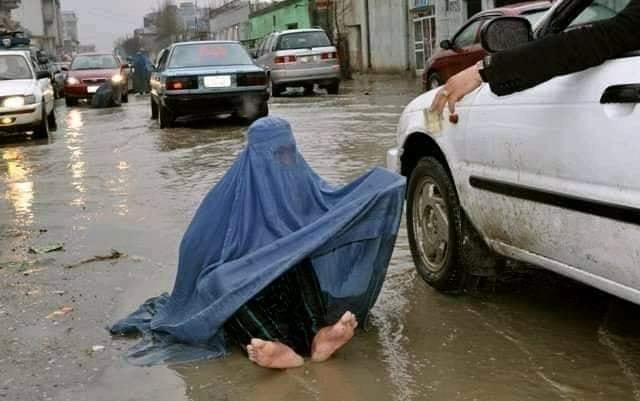 File:Afghan Mother .jpg