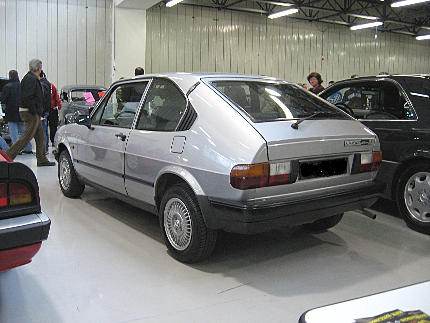 Restauration Alfasud "Ti" Alfa-Romeo_Alfasud-Mk2_Rear-view