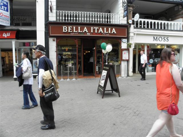 File:Bella Italia, Chester - geograph.org.uk - 2974240.jpg