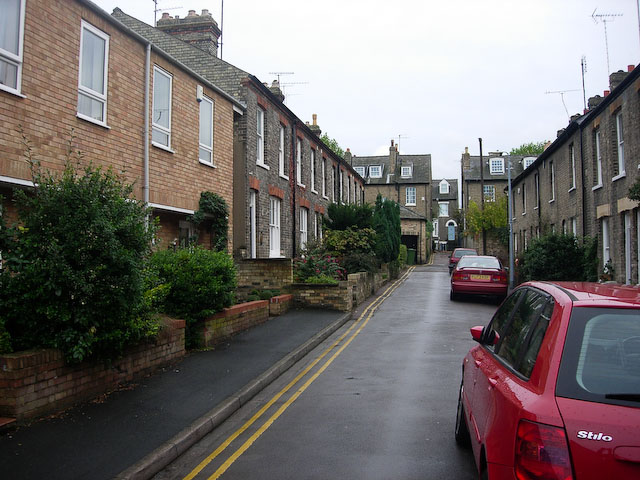 File:Brunswick Terrace - geograph.org.uk - 1022308.jpg