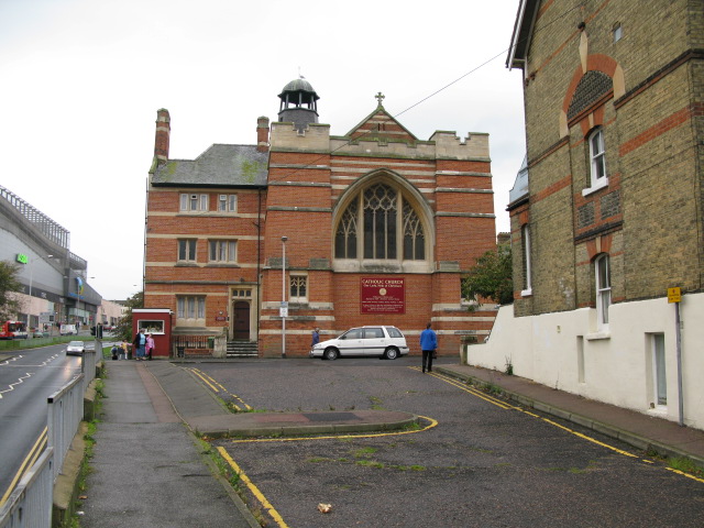 File:Catholic church on Foresters Way - geograph.org.uk - 1540413.jpg