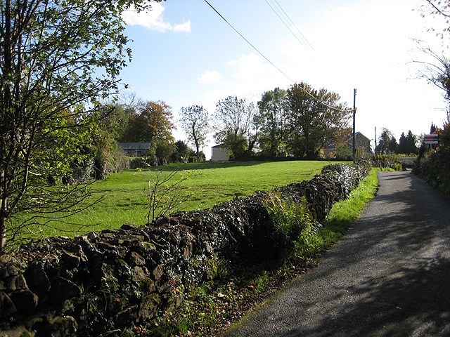 File:Country lane, Scowles - geograph.org.uk - 1019398.jpg