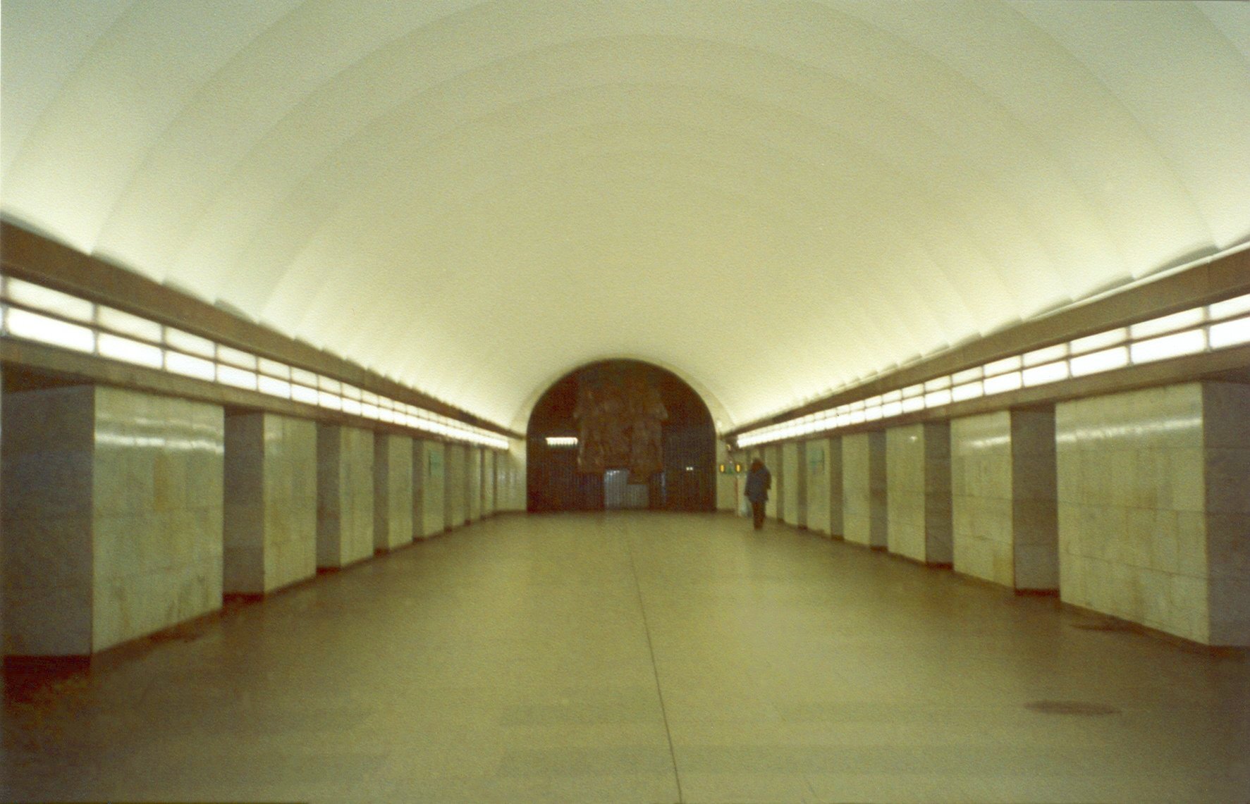 Метро елизаровская фото