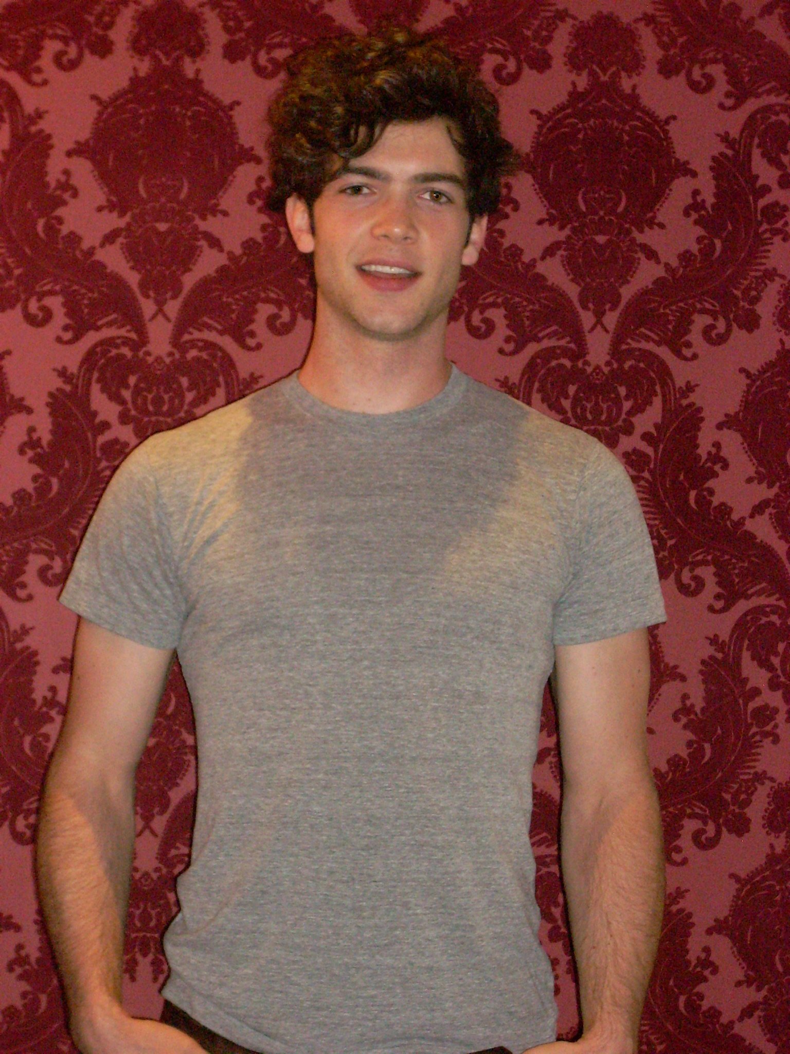 Commons:A. Ethan Peck June 2009.jpg. 