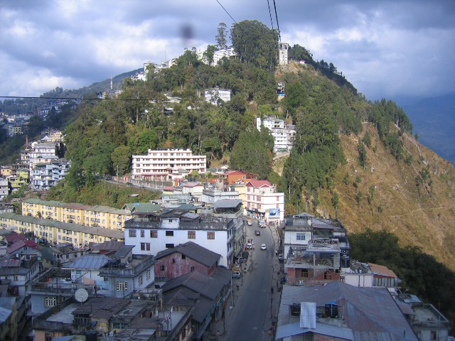 File:Gangtok00.jpg