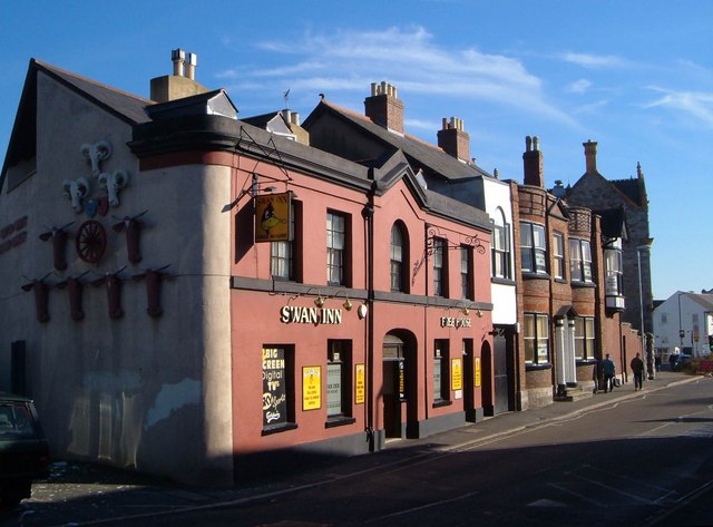 File:Highweek Street, Newton Abbot - geograph.org.uk - 274878.jpg