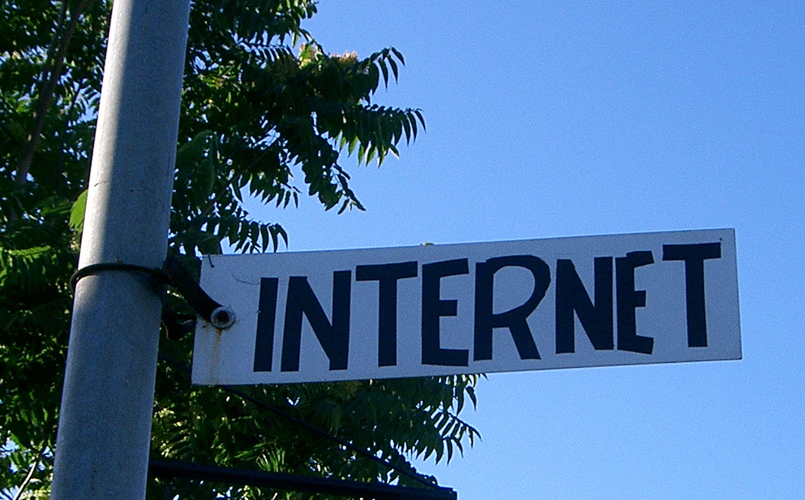 File:Internet-Sign.jpg - Wikimedia Commons