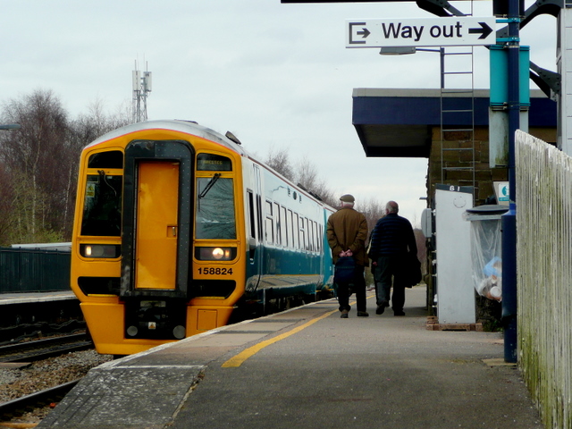 File:Lydney Station Scene 1 - geograph.org.uk - 1208164.jpg