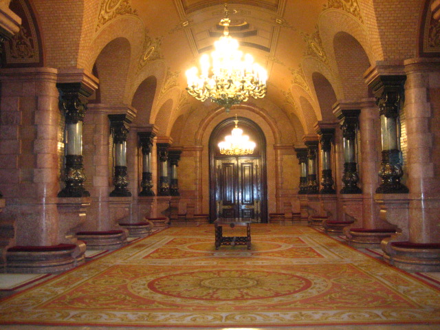 File:Parlament de Catalunya interior2.JPG