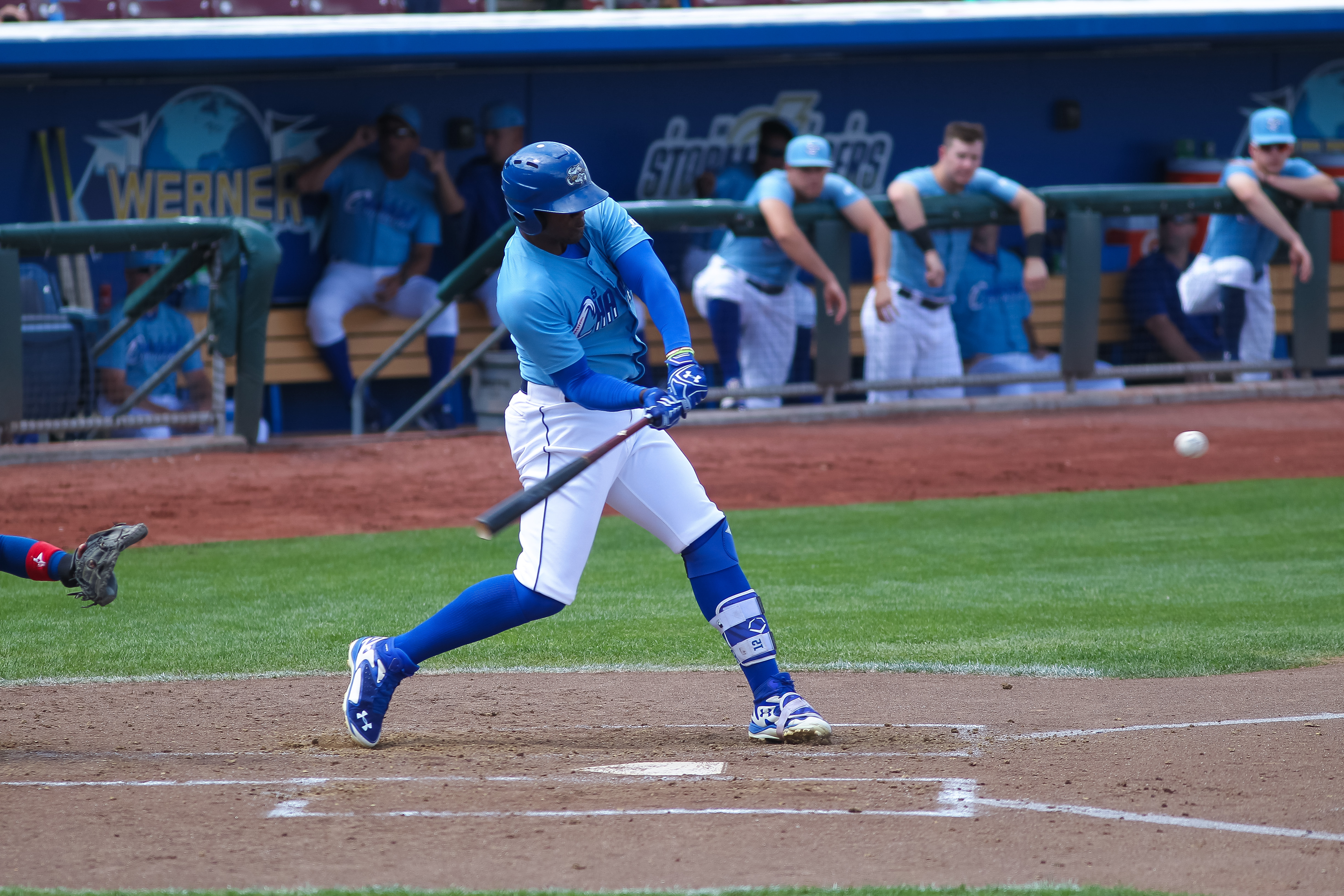 Run baseball. «Storm Chasers» Runza Omaha.