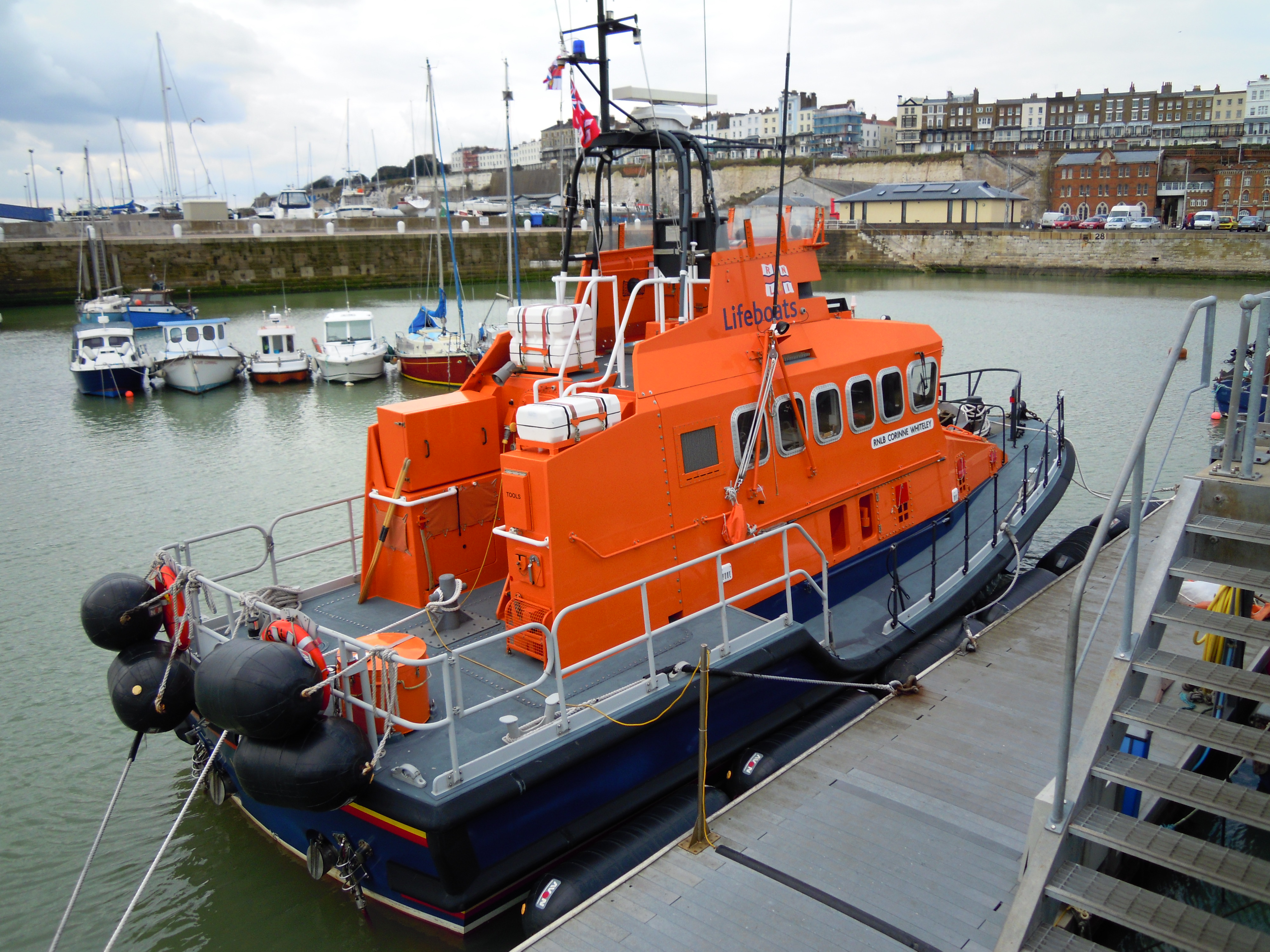 File:Sunday 4 April 2010, Relief Ramsgate Lifeboat CORINNE ...