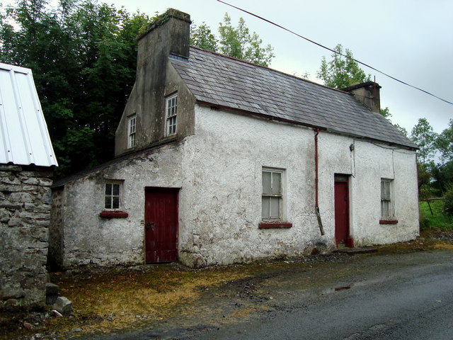 File:Vernacular Rural Dwelling in Drummenny - geograph.org.uk - 935293.jpg