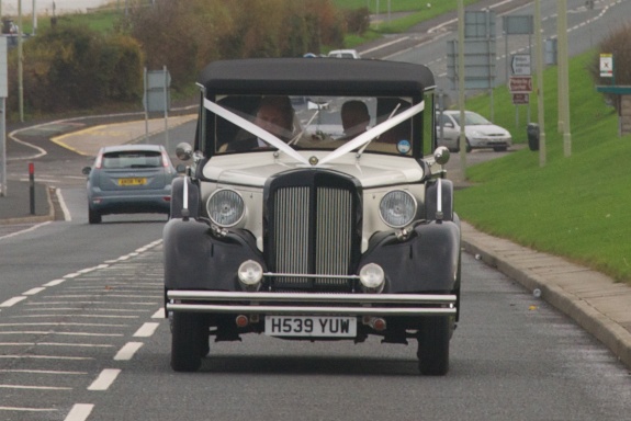 File:Wedding Car.jpg