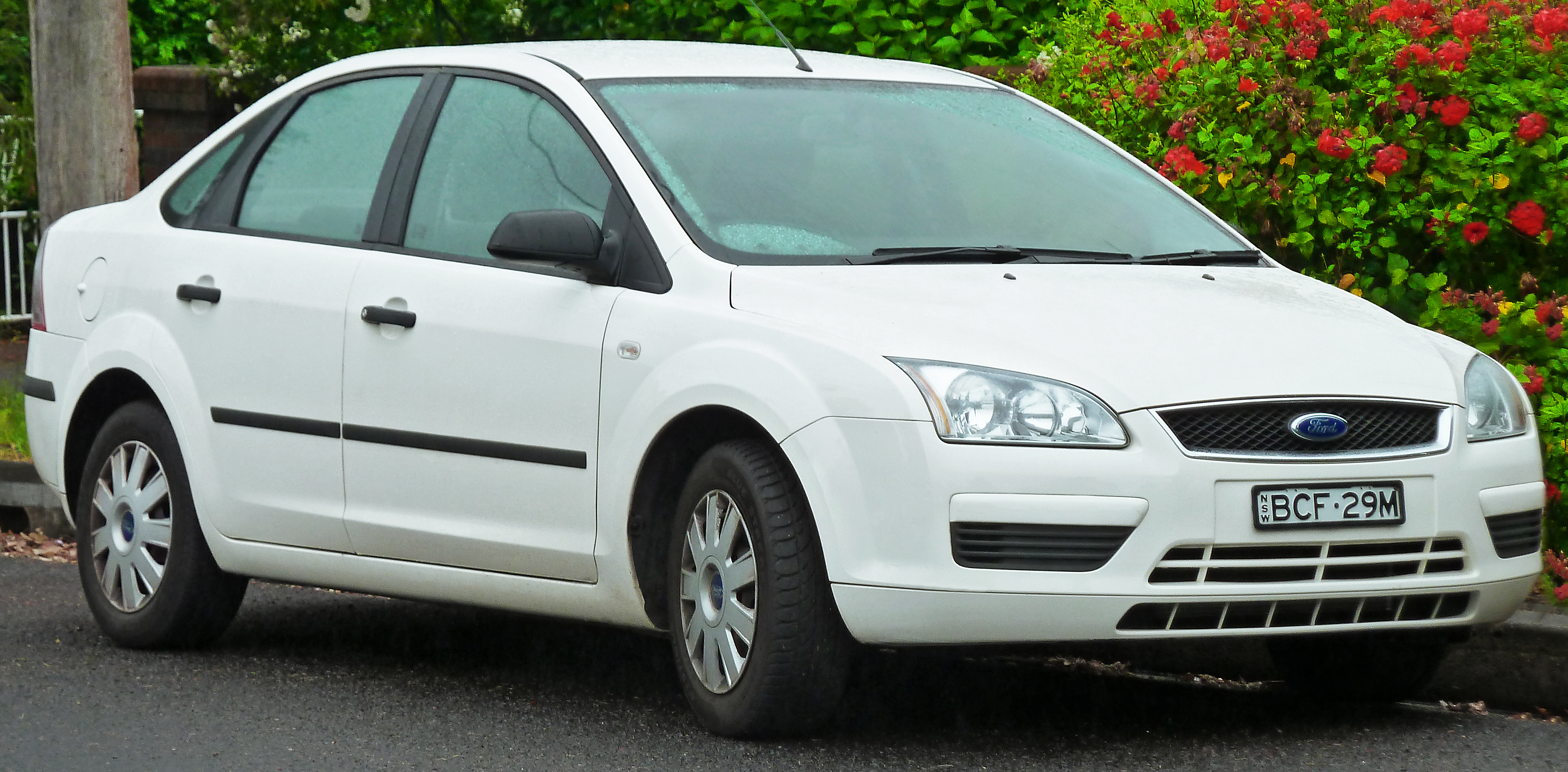 What is the length of a 2005 ford focus #1