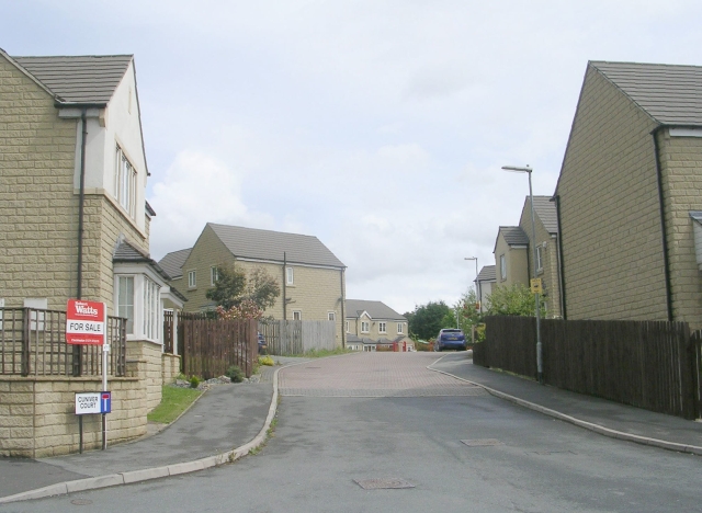 File:Cuniver Court - Halifax Road - geograph.org.uk - 1309157.jpg