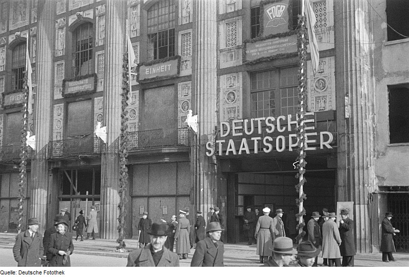 File:Fotothek df pk 0000167 012 Admiralspalast, Deutsche Staatsoper Berlin ^ Gebäude der russischen Kommandantur.jpg