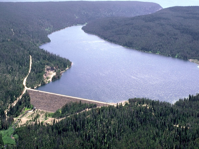 File:Grassy Lake Dam (4306257529).jpg