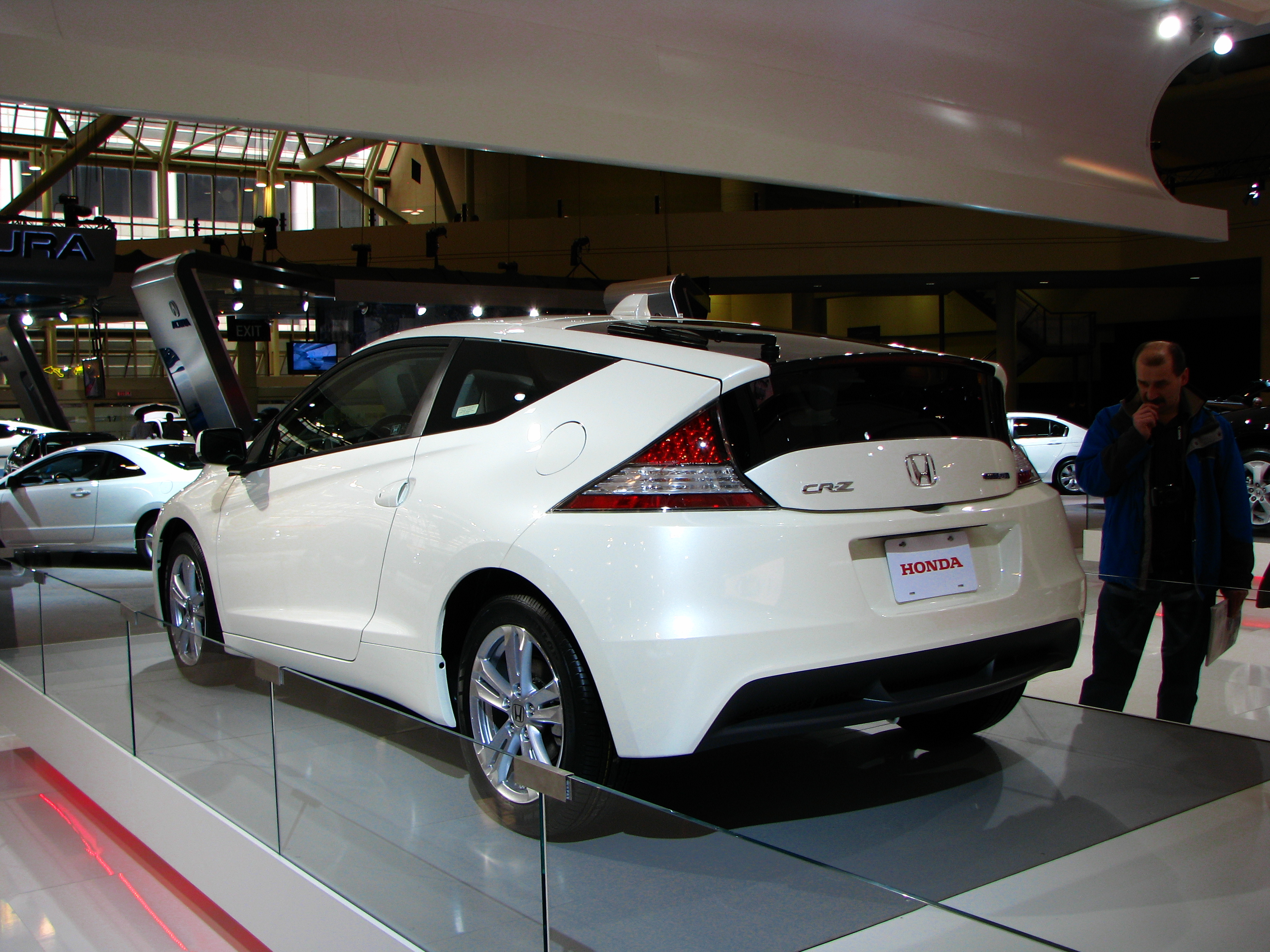 Хонда CRZ Hybrid 2014