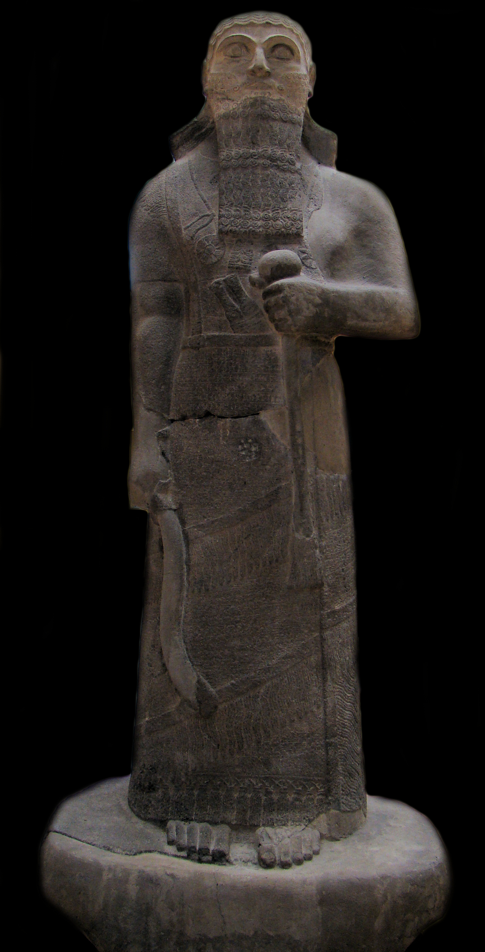 King Shalmaneser III Istanbul Museum.JPG