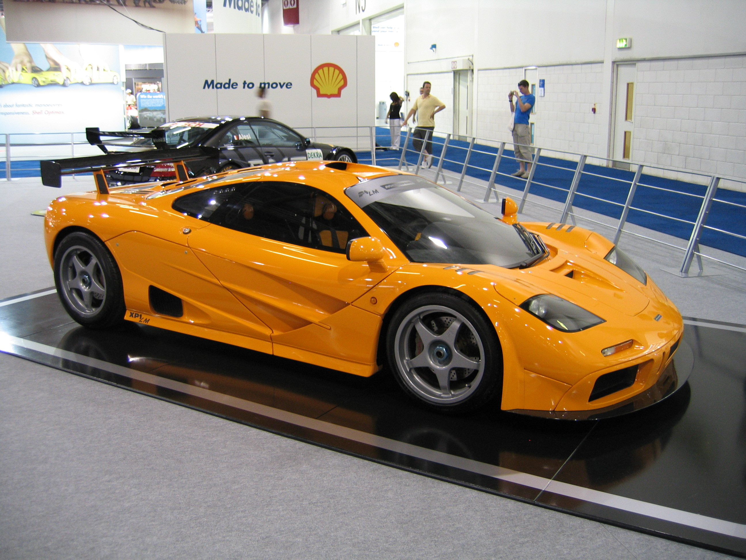 mclaren f1 orange