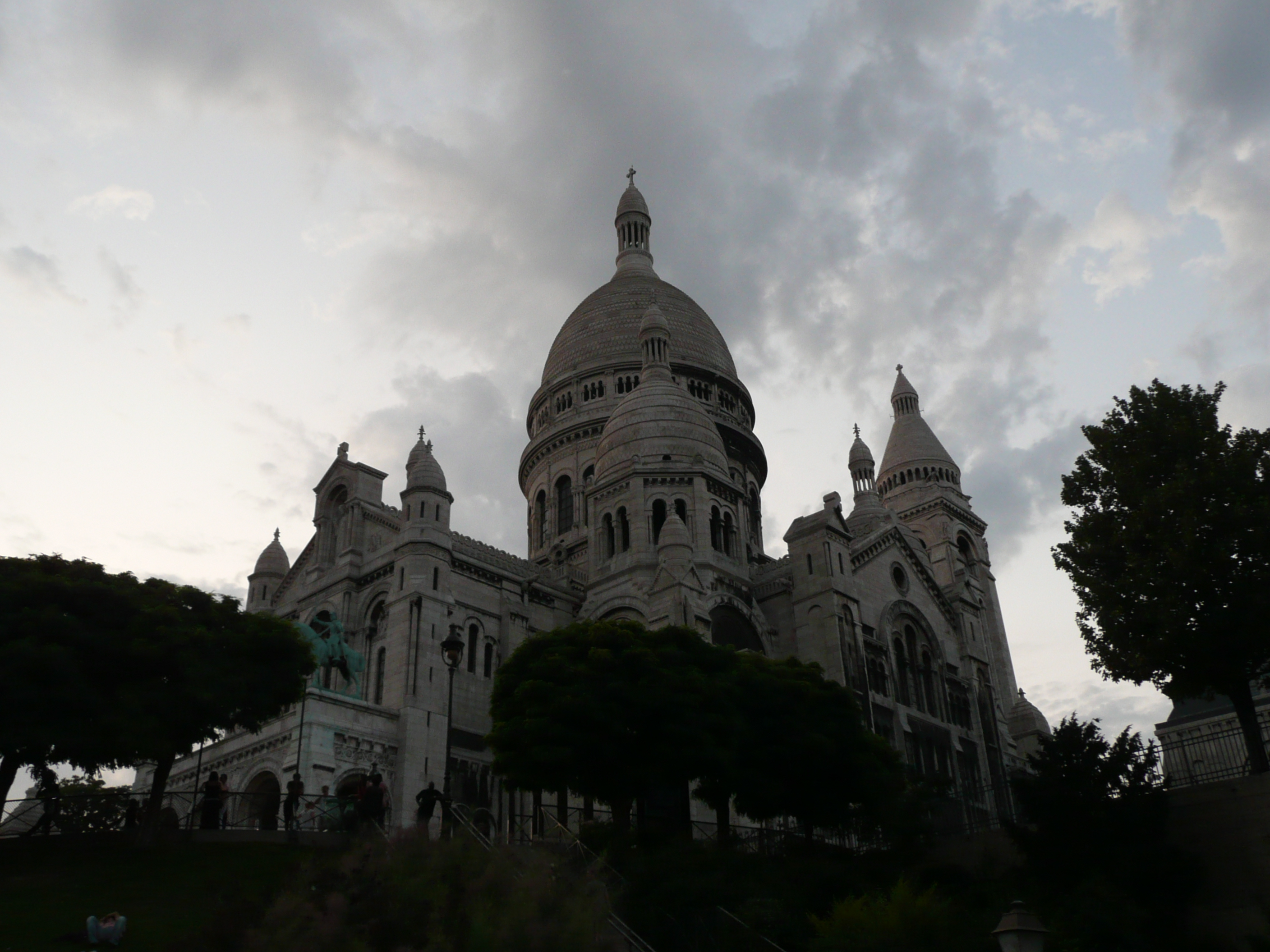 Sacre coeur Paris одежда