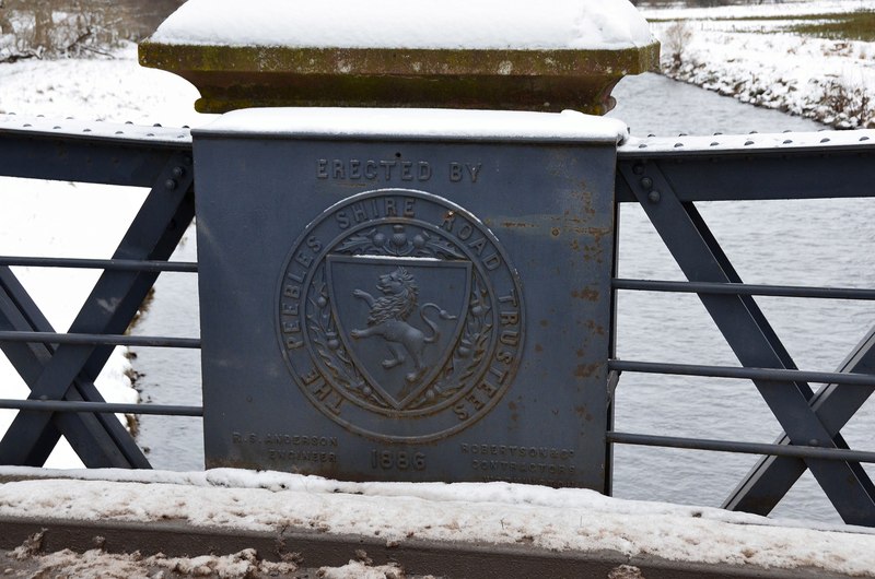 File:Plaque on west side of Tweed Bridge, Innerleithen - geograph.org.uk - 3304881.jpg