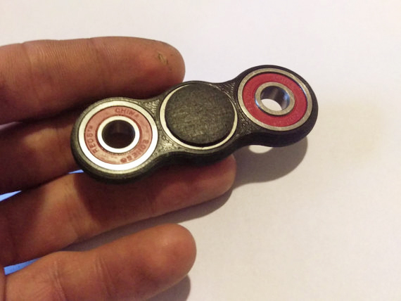 Fidget spinner - Wikipedia