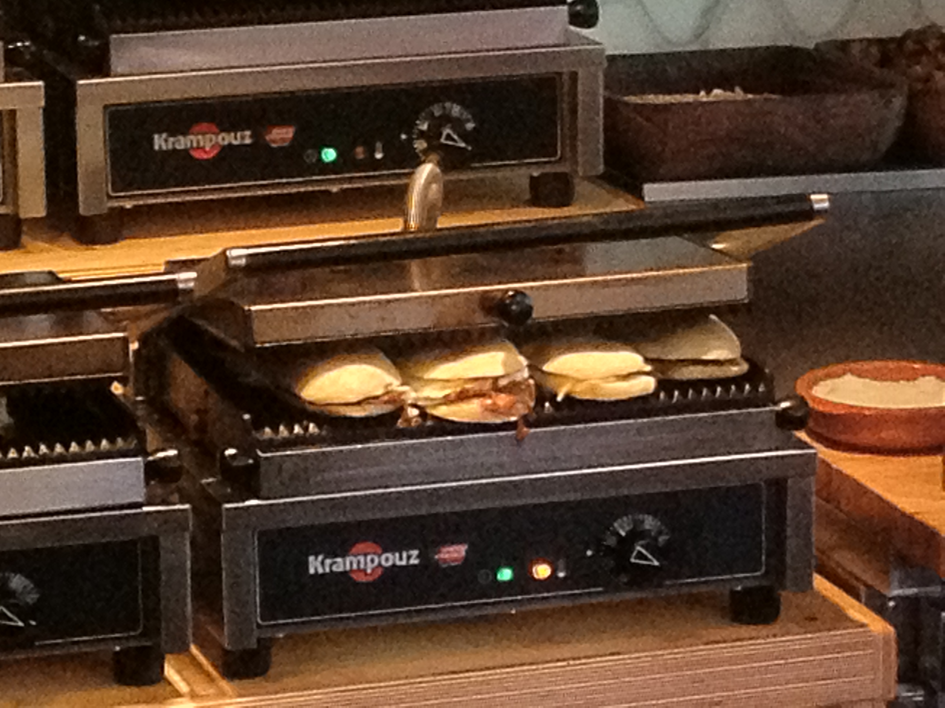 File:Professional panini machine.JPG - Wikipedia