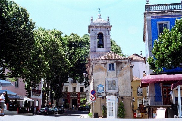 File:Sintra Centre.jpg