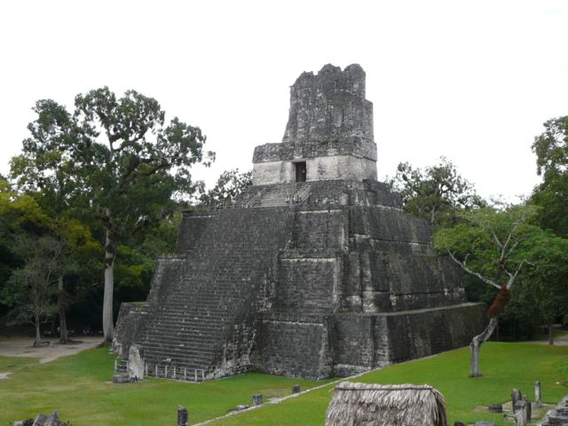 File:Tikal (121) sm (4290057706).jpg