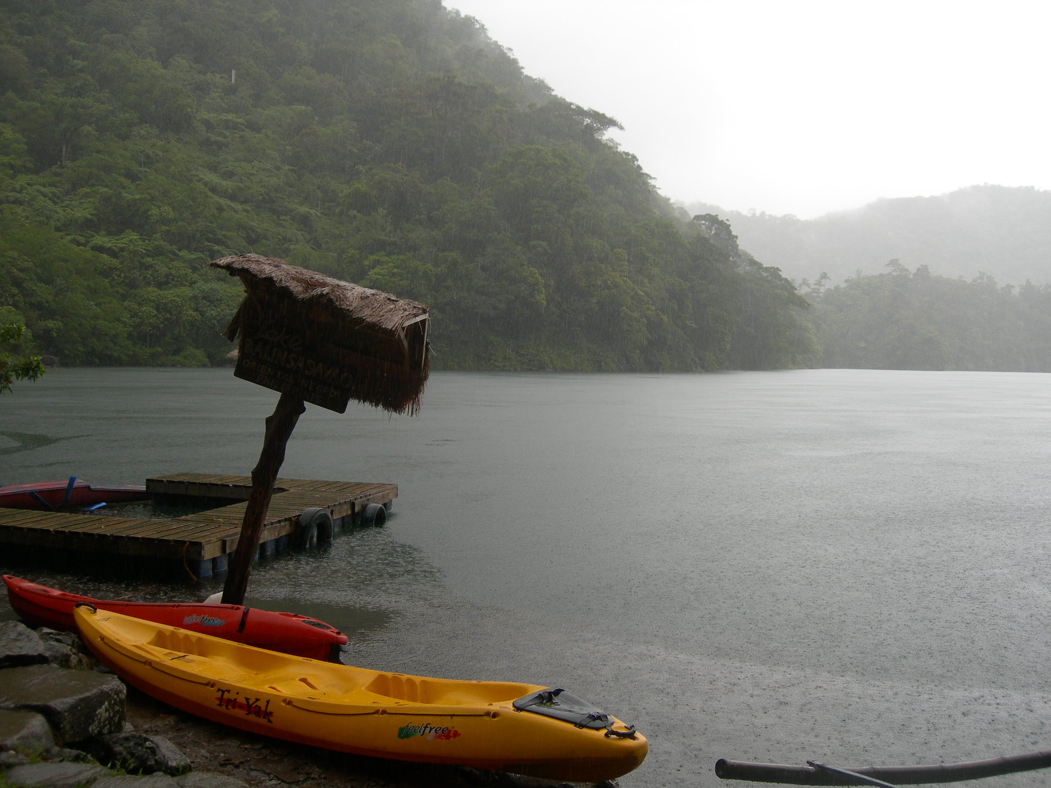 Balinsasayao Twin Lakes. Twin Lakes перевод.