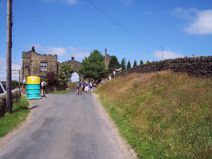 File:Upper Gatehouse, Castle Carr - geograph.org.uk - 27638.jpg