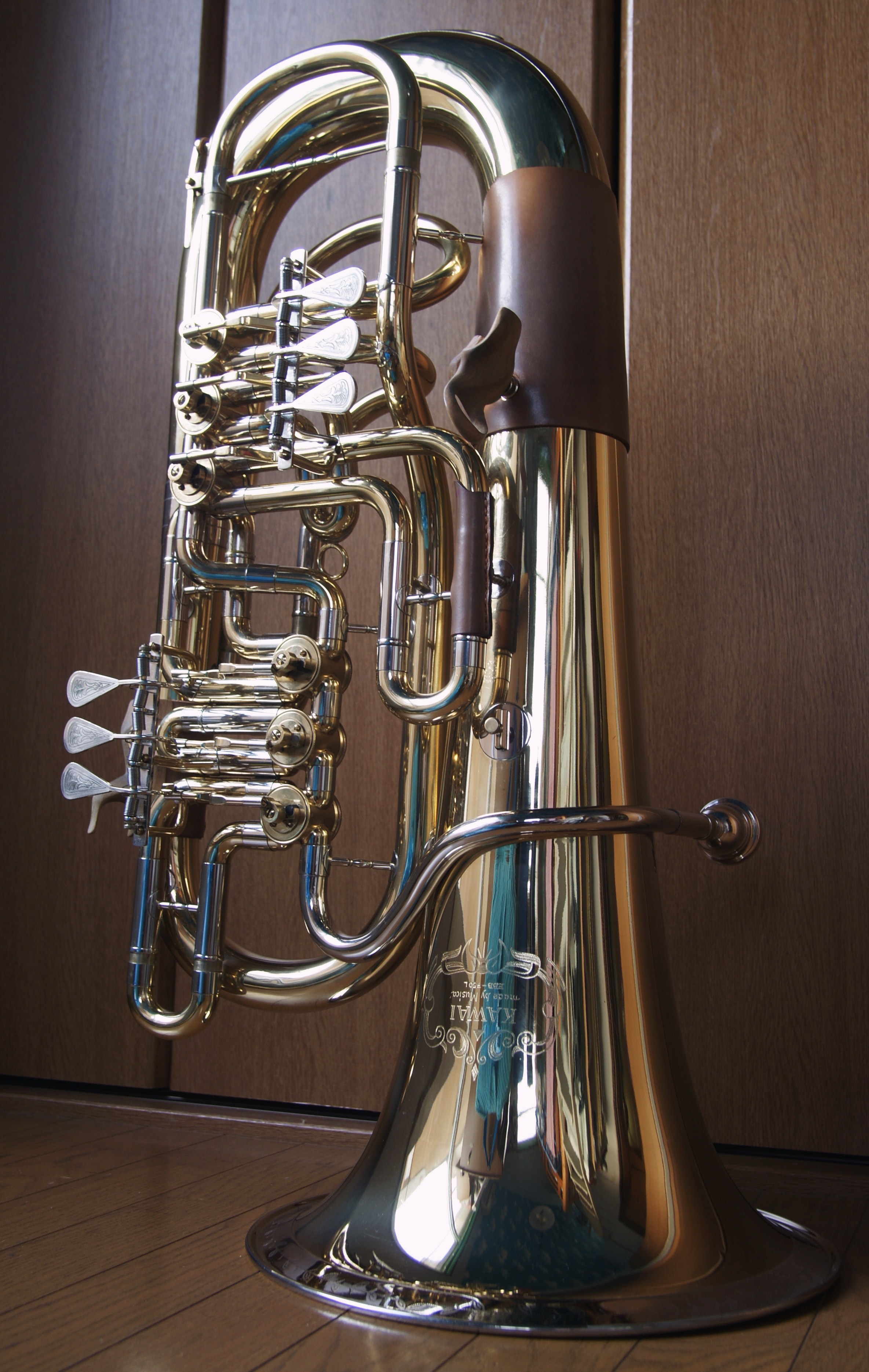 File:WIENER TUBA KAWAI KFB-750L(made by Musica).jpg - Wikimedia