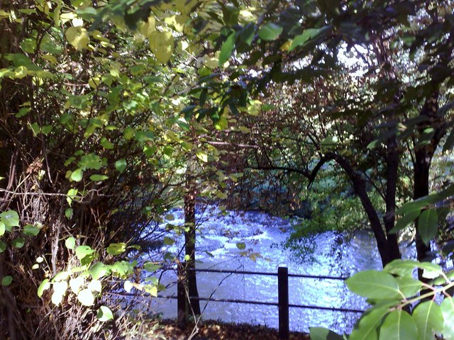 Weir on the Ouse - geograph.org.uk - 1001447