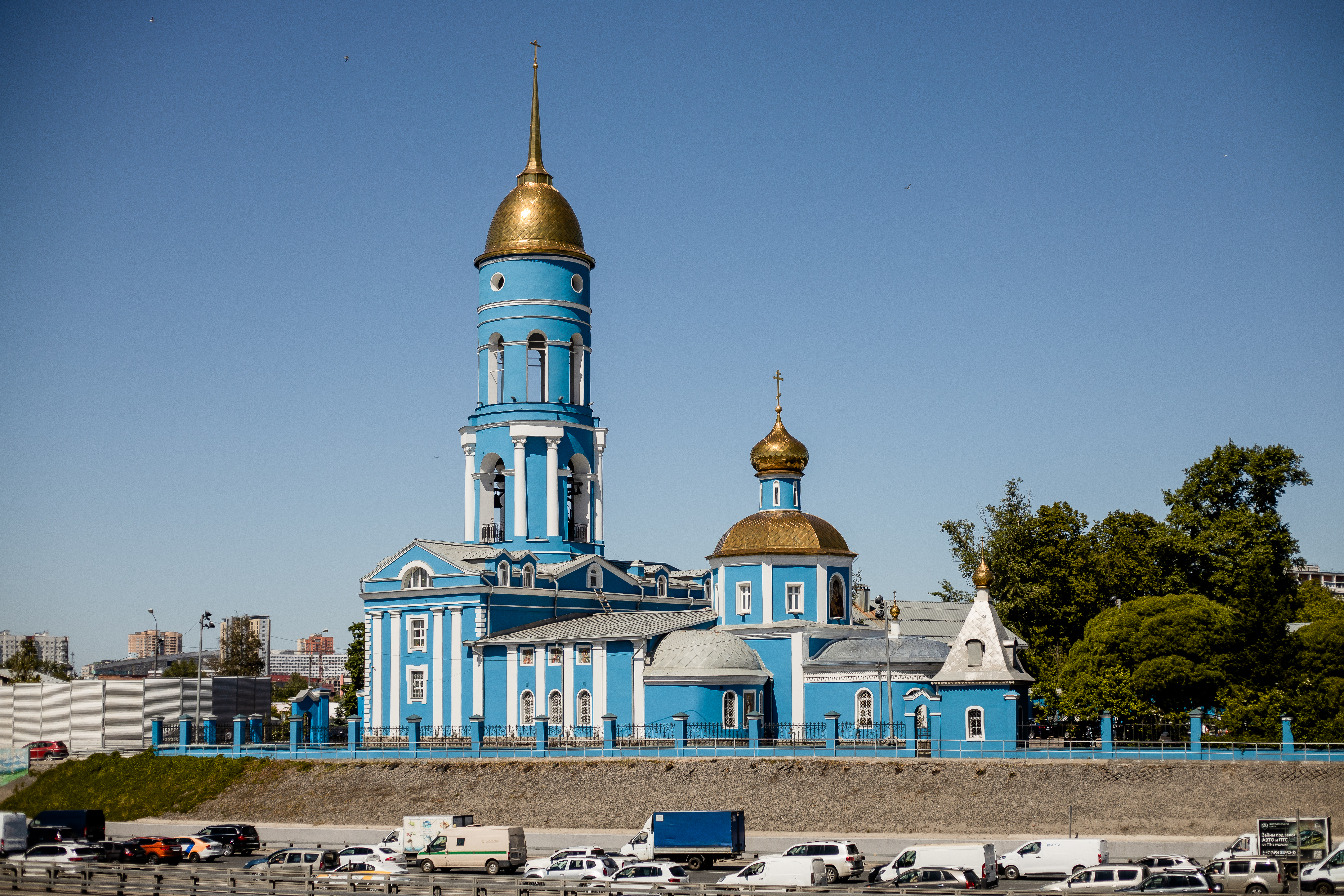 Храм владимирской иконы божией матери в красково. Владимирская Церковь Мытищи. Церковь Владимирской иконы Божией матери (Мытищи). Голубая Церковь в Мытищах. Церковь в Мытищах на Ярославке.