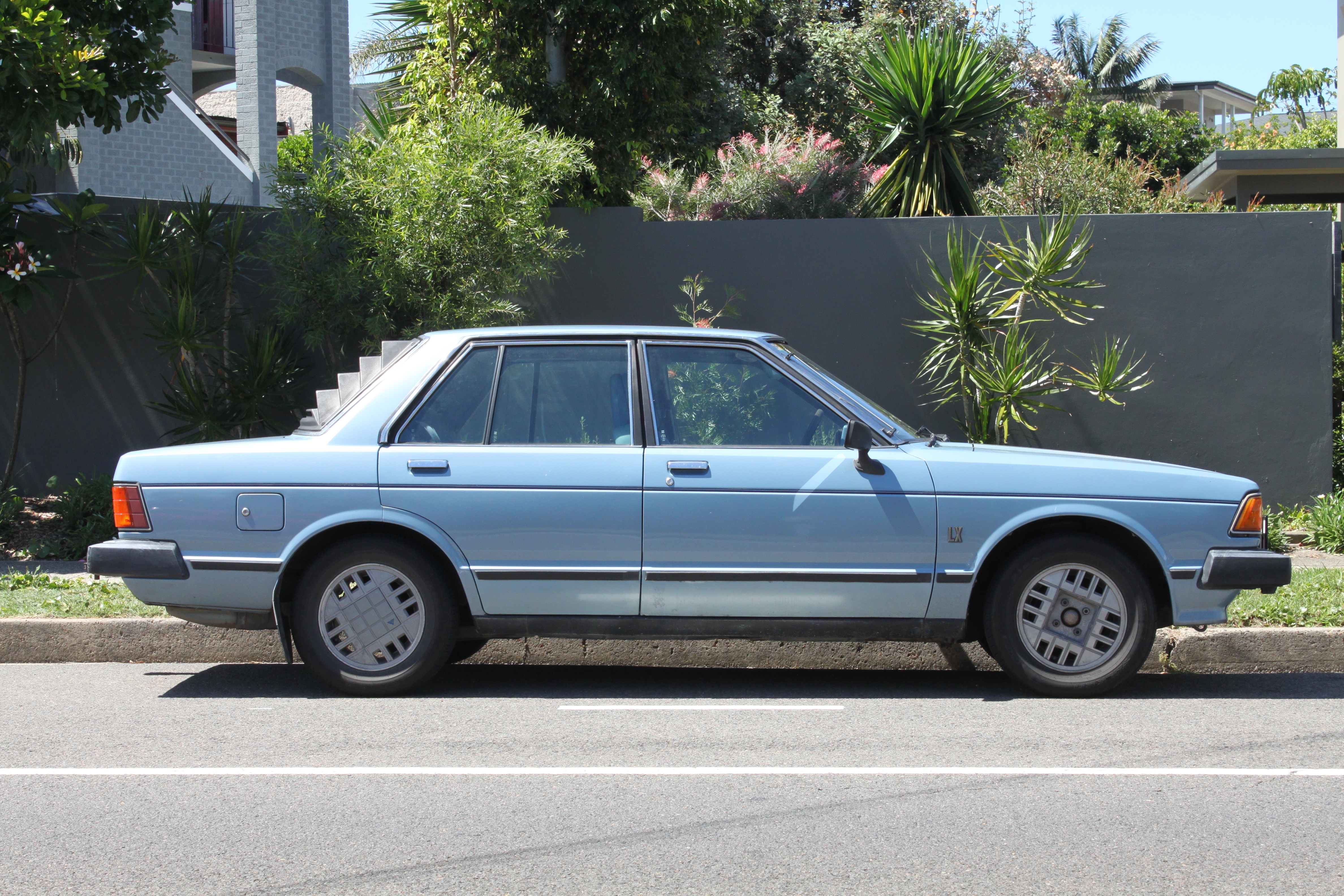 Nissan Bluebird 1977