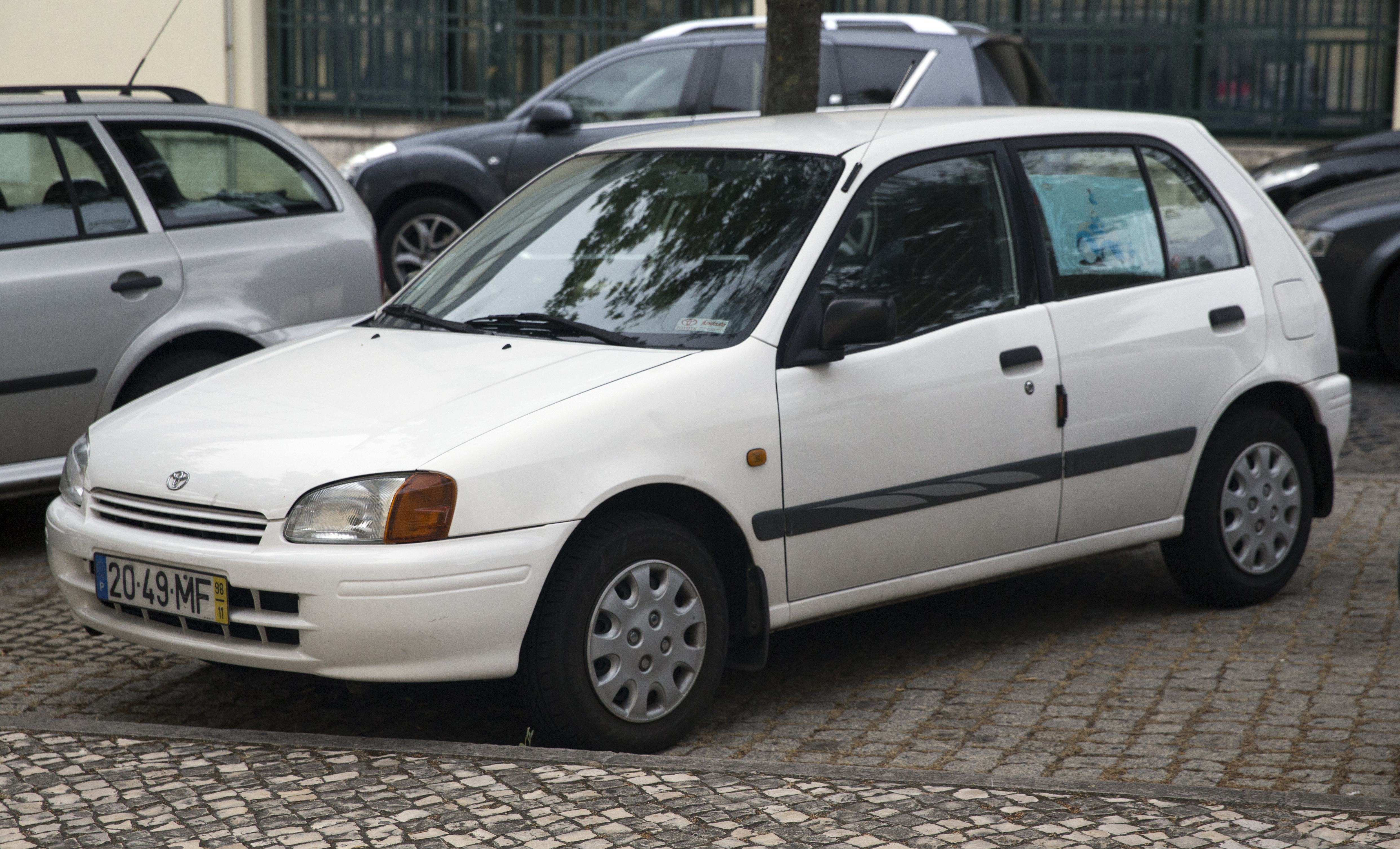 File:1998 Toyota Starlet 1.3 (EP91), front left.jpg - Wikimedia Commons