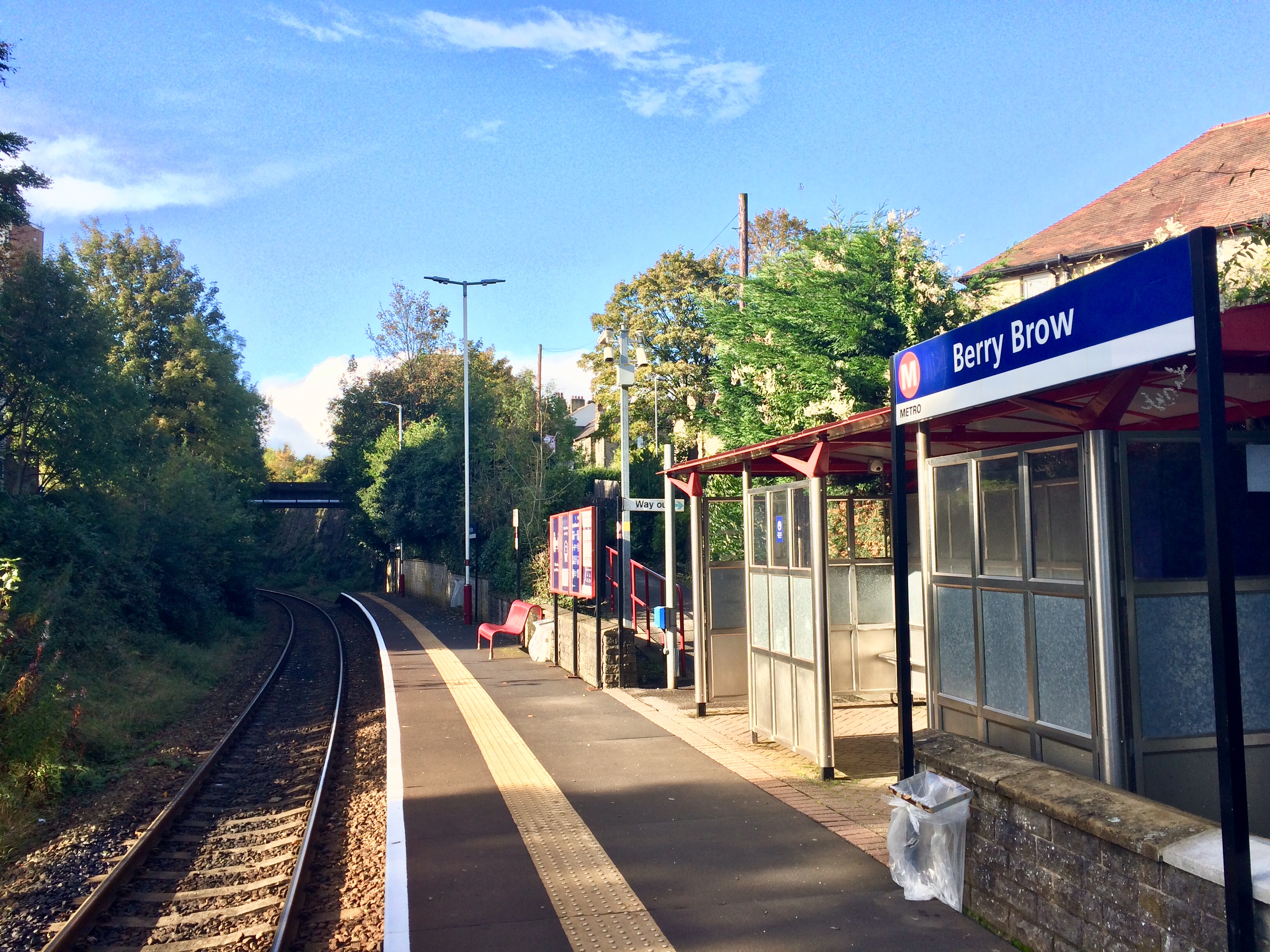 Berry Brow railway station